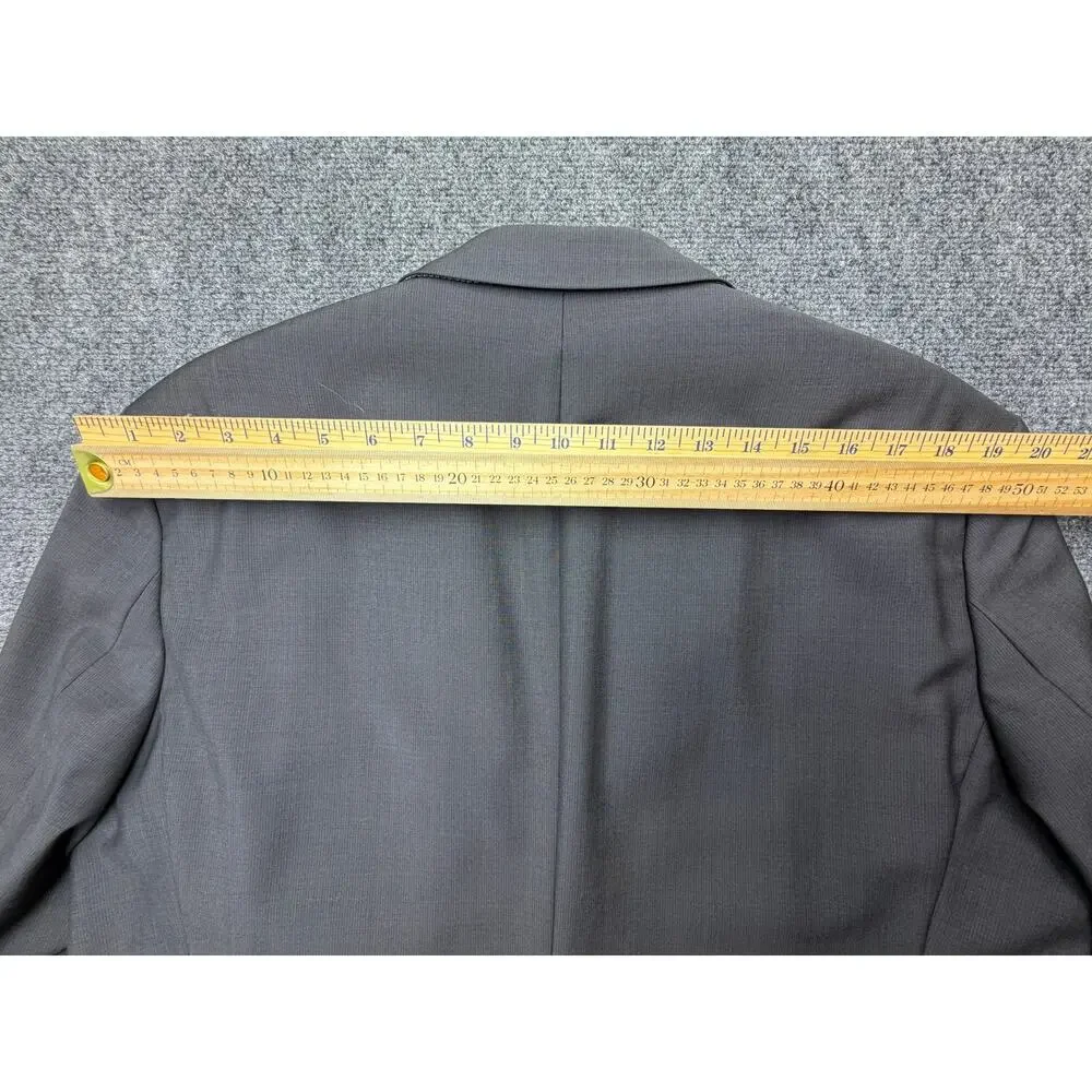 BOSS Hugo Boss Blazer 42R Gray 100% Virgin Wool 2 Button Made Turkey